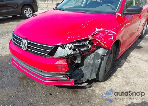 2015 Volkswagen Jetta 2.0L S из США, поврежденный, VIN 3VW2K7AJ6FM246217